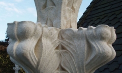 Bath stone finial and bud