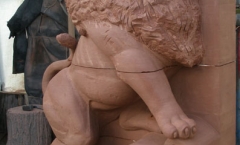 Lion statue - heraldic pose